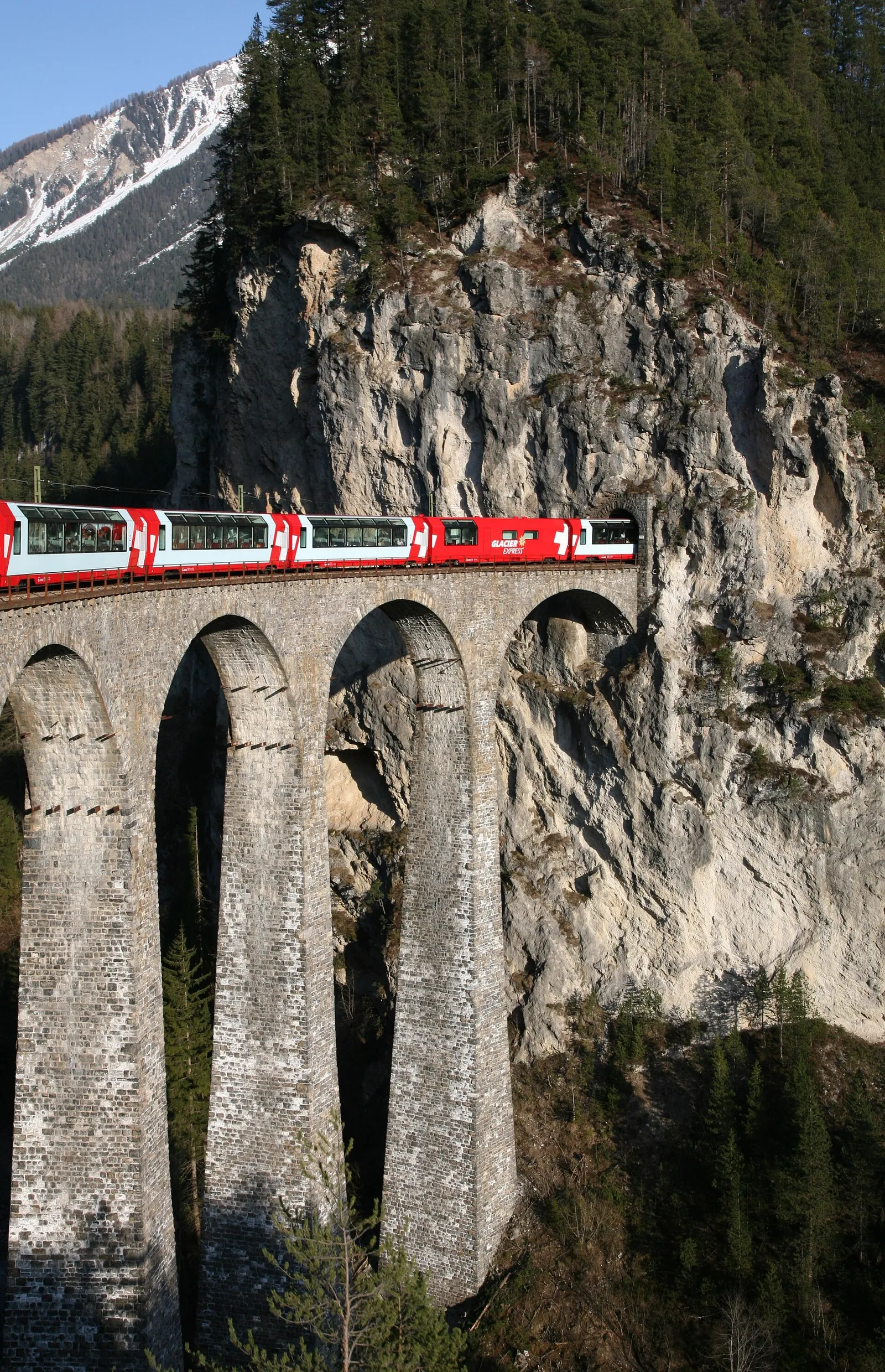 Soggiorno Lungo · 50 GB · 30 giorni -- eSIM da viaggio per la Svizzera